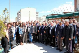 İYİ Partili Türkşen, Oltu’da Esnafı Ziyaret Etti