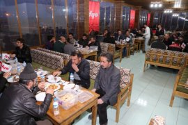 Ak Zirve Yapı İnşaat'tan Ustalara Cağ Kebaplı Seminer!