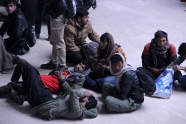 Erzurum Otogarı Kaçak Göçmenlerle Dolup Taştı!