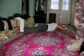 Erzurum Polisinden İnsan Tacirlerine Şafak Baskını!