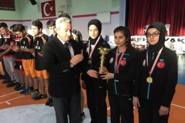 Oltu Anadolu Lisesi Masa Tenisi’nde de Erzurum Birincisi!