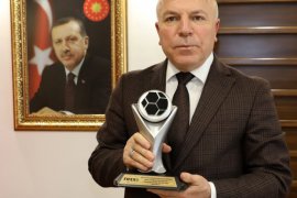 Yüksek İrtifa Kamp Merkezi üçüncü ödülünü aldı