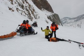 Kayak tutkunlarının huzur ve güvenliği jandarmaya emanet