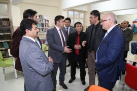 Oltu Anadolu Lisesi’nde Z Kütüphane düzenlenen törenle açıldı