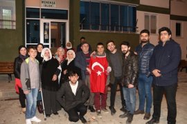 Engelli Oğluna Asker Gecesi Düzenledi!