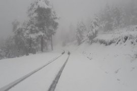 Oltu'da mayıs ayında karla mücadele