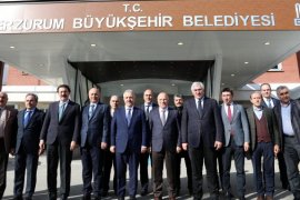 Bakan Arslan’dan Büyükşehir Belediyesi’ne Ziyaret!