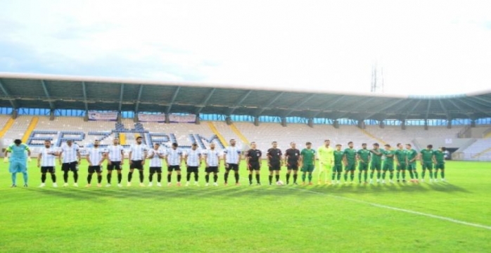 Kazım Karabekir Stadı'na Tam Not