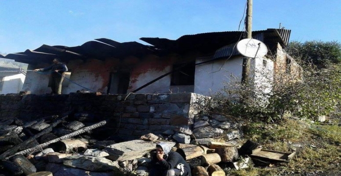 PKK Şenkaya’ya Bağlı Değirmendere’yi Ateşe Verdi