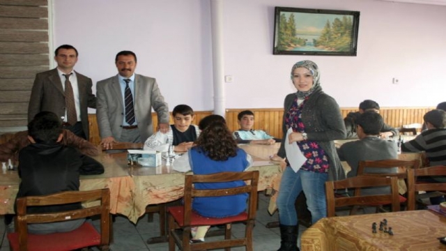 Pasinler'de Okullararası Satranç Turnuvası