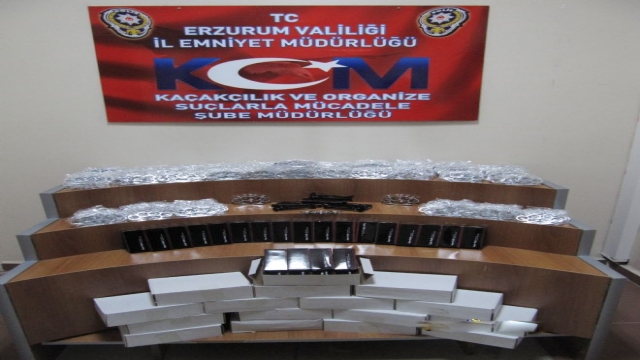 Hurma Yüklü Tırda, Muşta ve Sustalı Ele Geçirildi