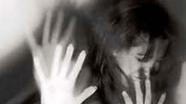 Teklifini Kabul Etmeyen Kız Öğrenciye Saldırdı