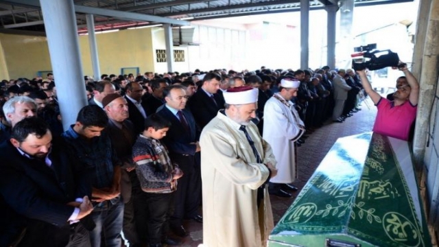 Erzurumlu Maden Şehidi Toprağa Verildi