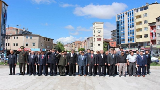 Oltu'da 19 Mayıs Etkinliği'nde Soma Hüznü