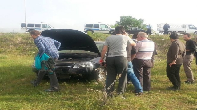 Otomobil Tarlaya Uçtu: 1 Yaralı