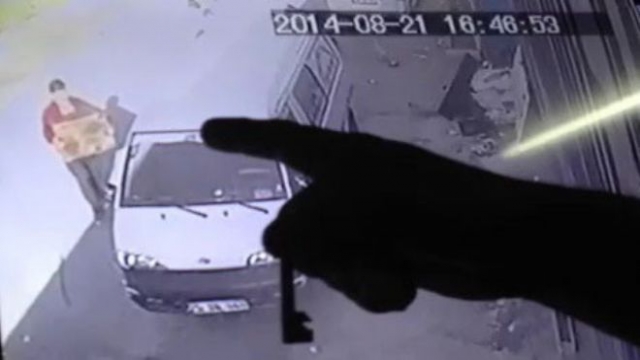 Çaldığı Kasayı Açtırmak İçin Dükkan Dükkan Dolaştı