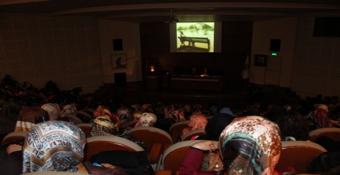 Şair Nizar Kabbani, Şiirleriyle Anıldı