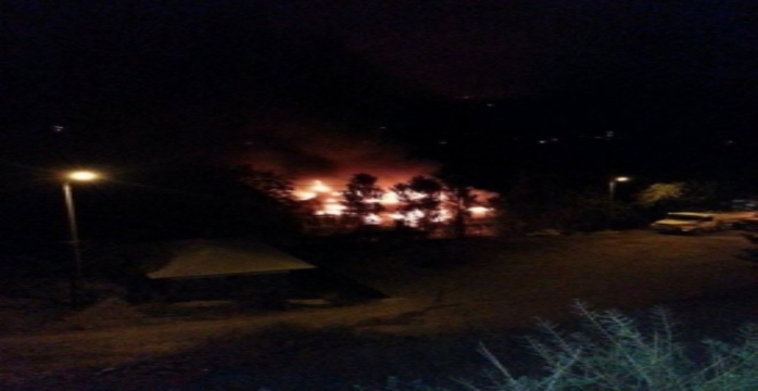 60 Yıllık Tarihi Okul Kül Oldu