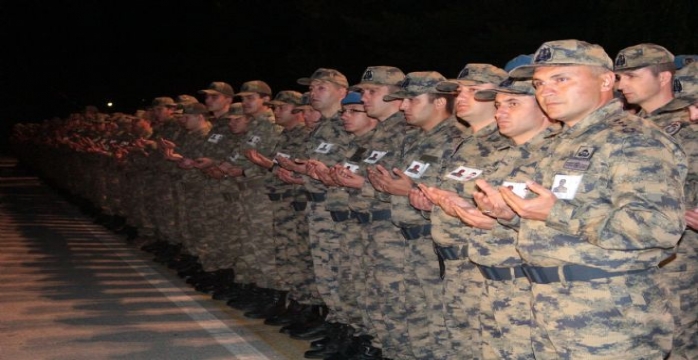 Ağrı'da Şehit Düşen 2 Asker İçin Erzurum'da Tören