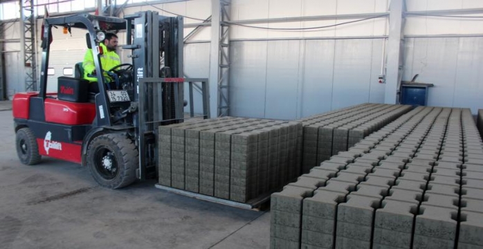 Büyükşehir, Parke ve Bordür Üretimini Hızlandırdı