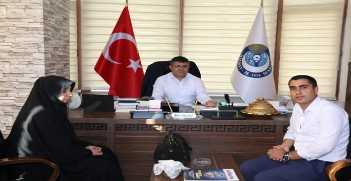 Hizmet İş Sendikası'ndan Acılı Aileye 25 Bin Lira Yardım