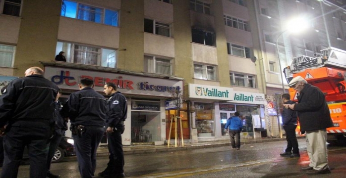 Erzurum'da Çıkan Yangında 6 Kız Öğrenci Zehirlendi!