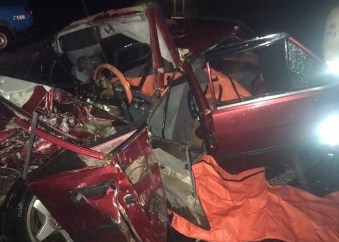 Oltu'da Trafik Kazası: 2 Ölü, 1 Yaralı!