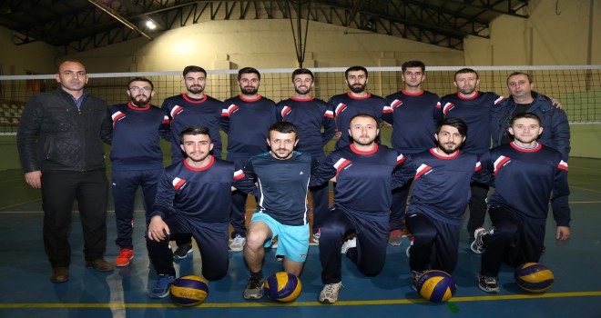 25 Mart Erkek Voleybol Takımı Galibiyetle Başladı!