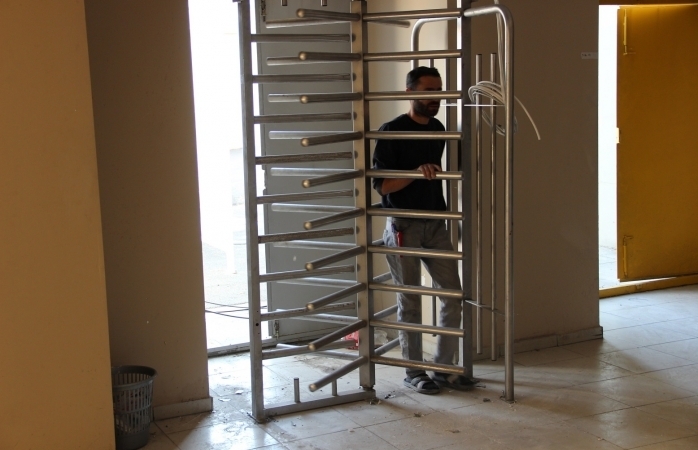 Erzurum’da Turnikeler Yerleştiriliyor!