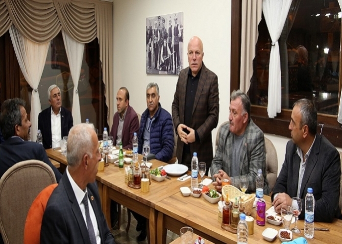 Şenkayalılardan Başkan Sekmen’e Yatırım Teşekkürü!