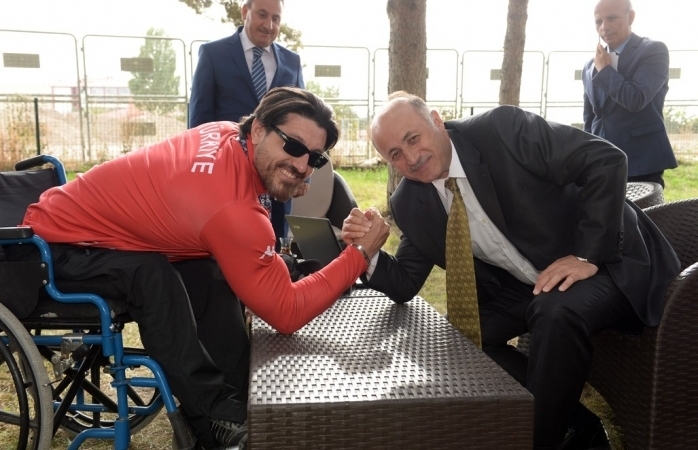 Vali Azizoğlu: “Başarınız Göğsümüzü Kabarttı”