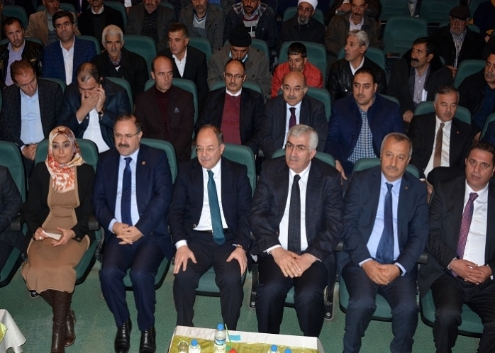 AK Parti Hınıs ve Tekman İlçe Başkanları Güven Tazeledi!