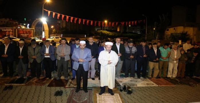 Demokrasi Nöbetinde Son Teheccüd Kılındı