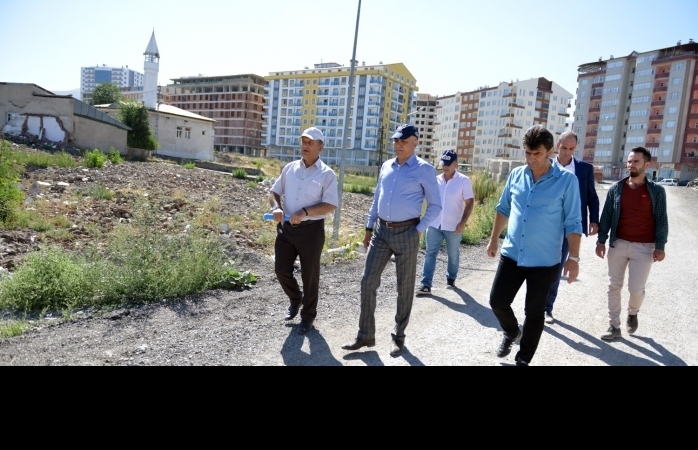 Güneş, Erzurum için Üç Kümbetler'de Doğuyor!