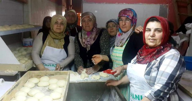 Oltulu AK Kadınlardan Afrin'deki Mehmetçiğe Kete!