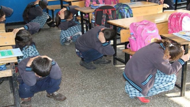 AFAD Ekiplerinden Öğrencilere Yardım Eğitimi