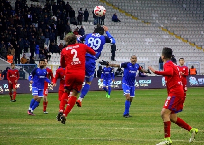 Erzurumspor Ligin İlk Yarısını 3 Puanla Kapattı!