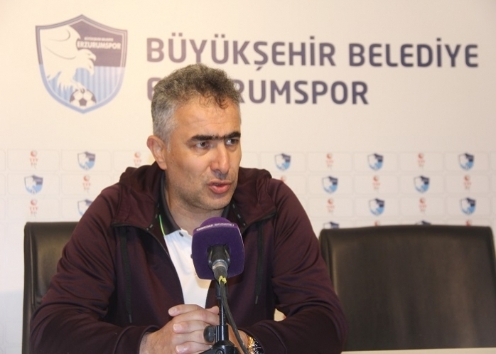Erzurumspor Teknik Direktörü Mehmet Altıparmak: “İlk Altıya Girdik