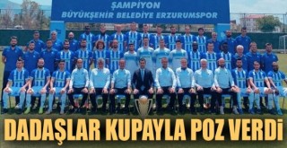 Erzurumspor kupayla poz verdi