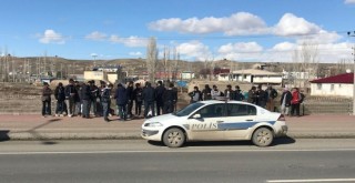 Horasan’da 50 Kaçak Göçmen Yakalandı!