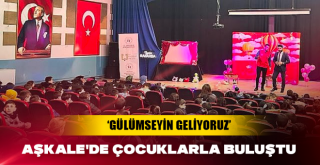 'Gülümseyin Geliyoruz' Aşkale'de çocuklarla buluştu