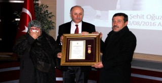 Şenkayalı Şehit Oğuzhan Yaşar'ın Annesinin Duygu Dolu Anları!