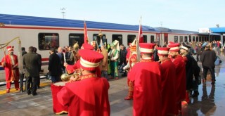 Doğu Ekspresi’ne Erzurum’da Renkli Karşılama!